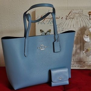 PRICE DROP! NWT! Large Coach City Tote and Wallet